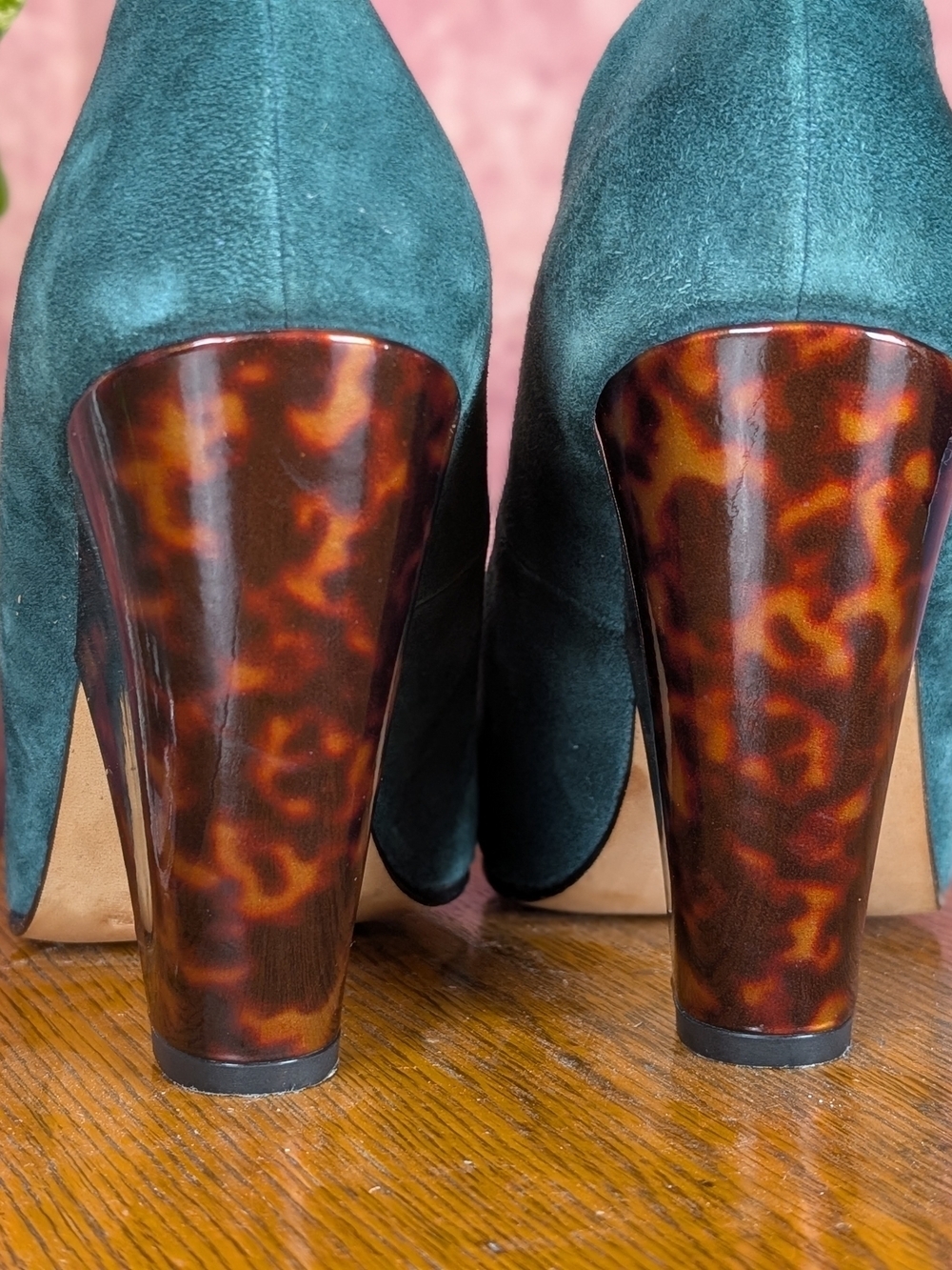 Ramon Tenza Teal Suede Sculptural Heel Pumps | Tortoise Lucite Heels | EU 40 (9) - Picture 8 of 15